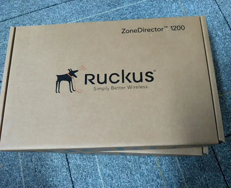 Het Draadloze Controlemechanisme ZoneDirector 3000 Periodieke die ZD3050 AC3050 van 901-3050-CN00 Ruckus voor maximaal 50 APs vergunning wordt gegeven